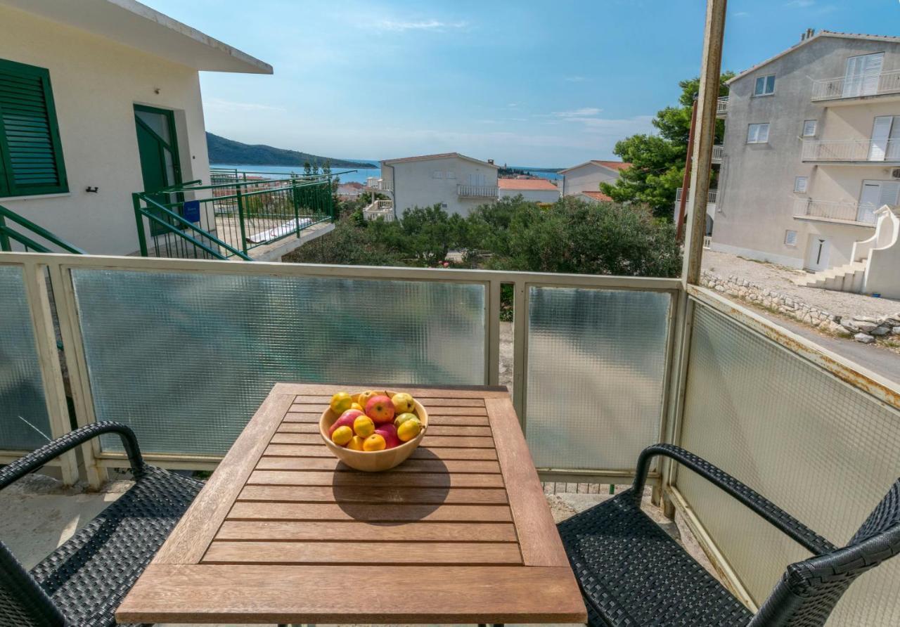 Apartments Jelka Primošten Extérieur photo