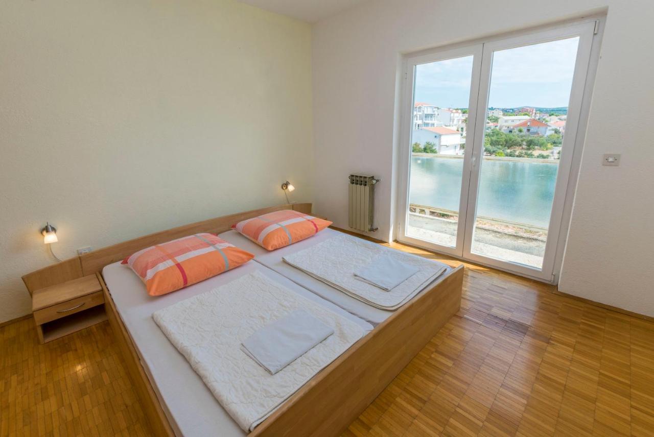 Apartments Jelka Primošten Extérieur photo